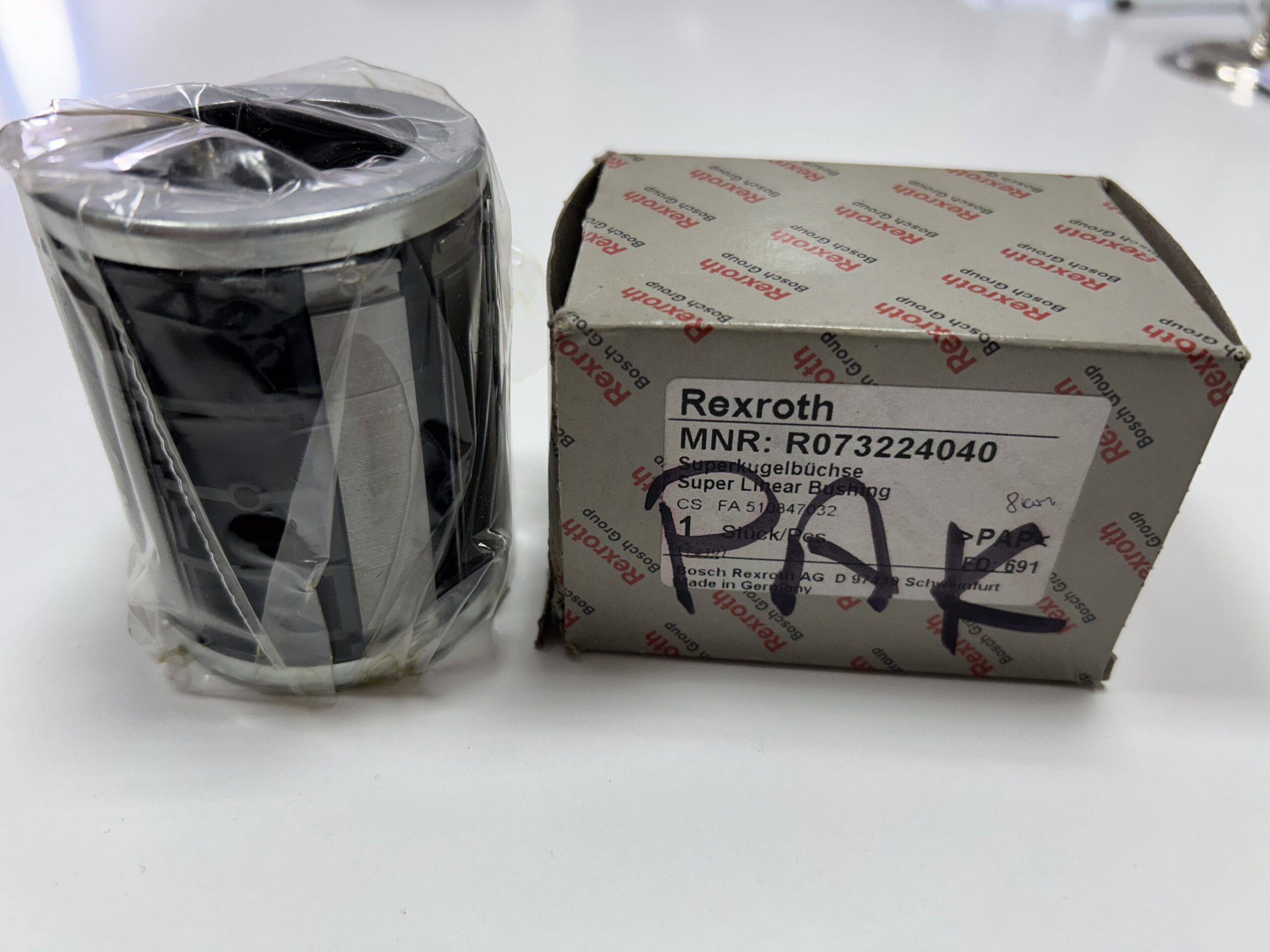 Linearni lezaj BOSCH REXROTH R 073224040